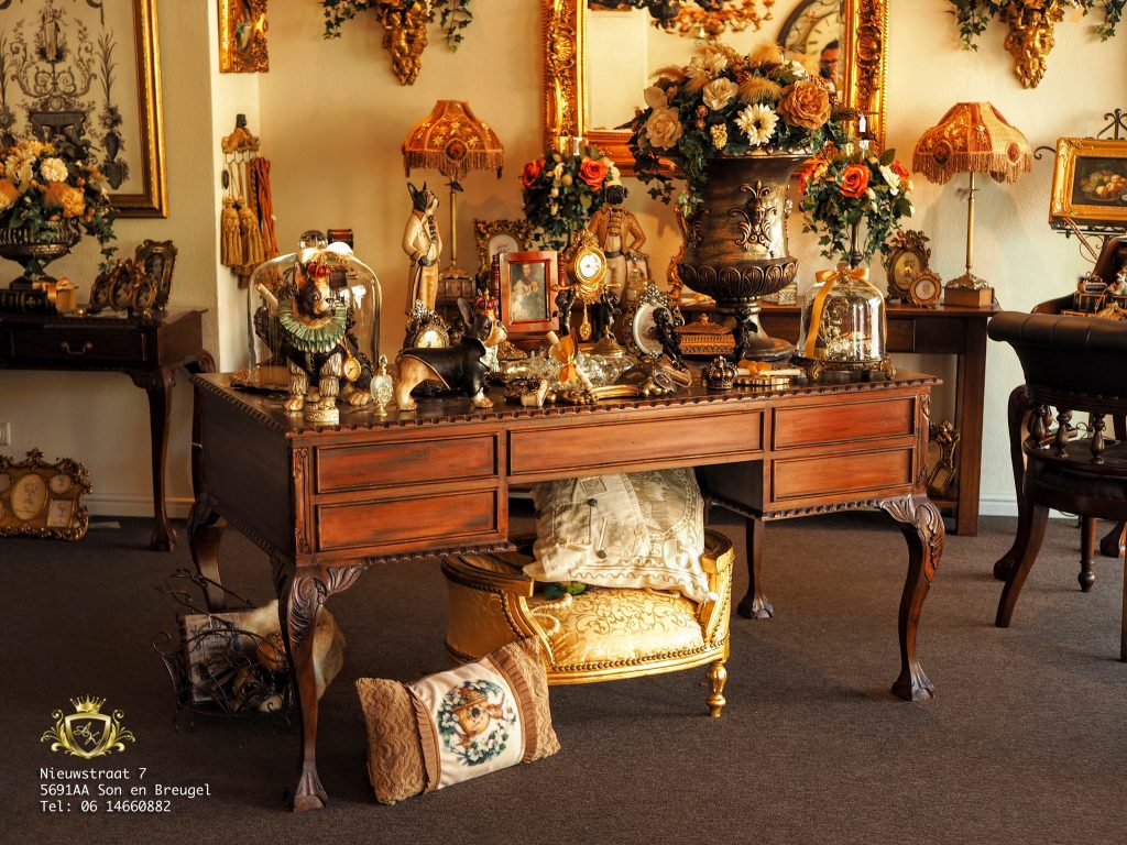 Handel Verfrissend Andere plaatsen Exclusieve mahonie barok meubelen | Angelas Kroonjuweeltje