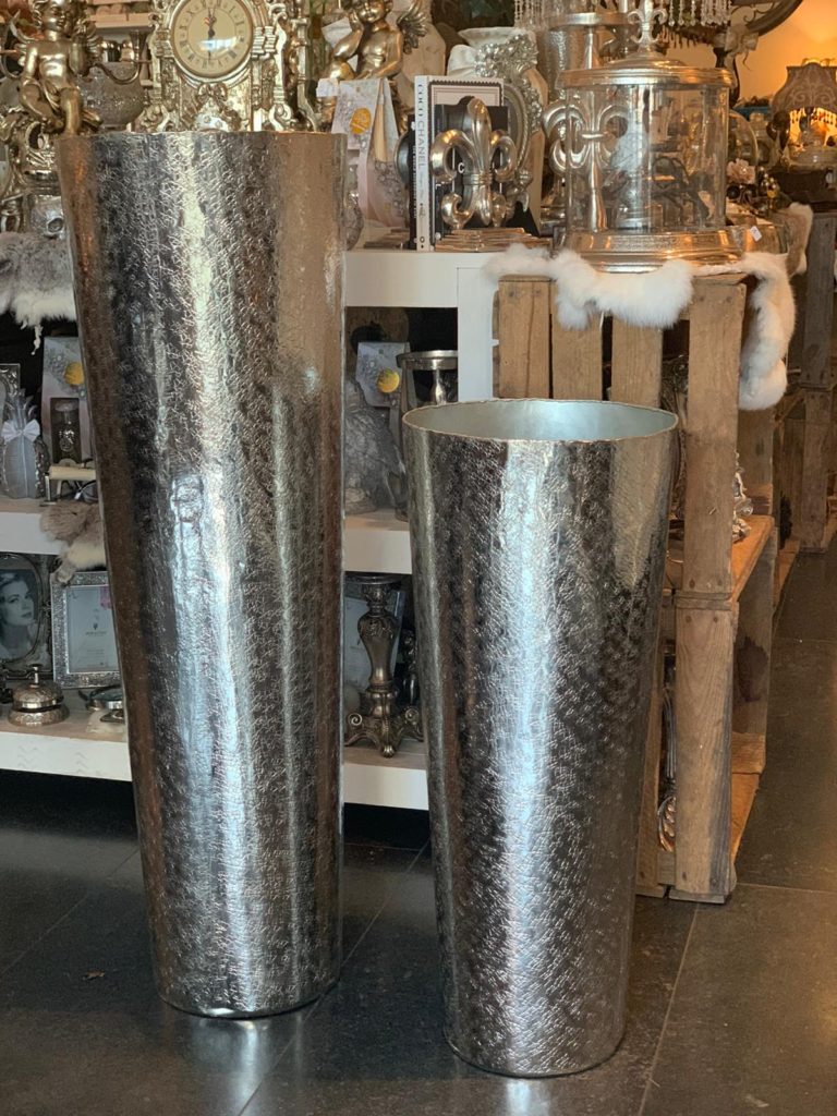 Prachtige zilveren vazen | Angelas Kroonjuweeltje